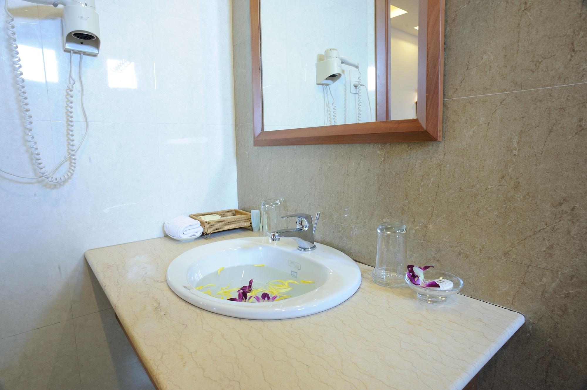 Hoang Yen 2 Hotel Thu Dau Mot Εξωτερικό φωτογραφία